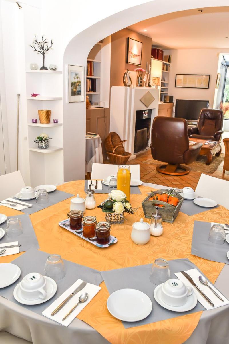 Bed and Breakfast Le Jardin Des Roches Moigny Zewnętrze zdjęcie